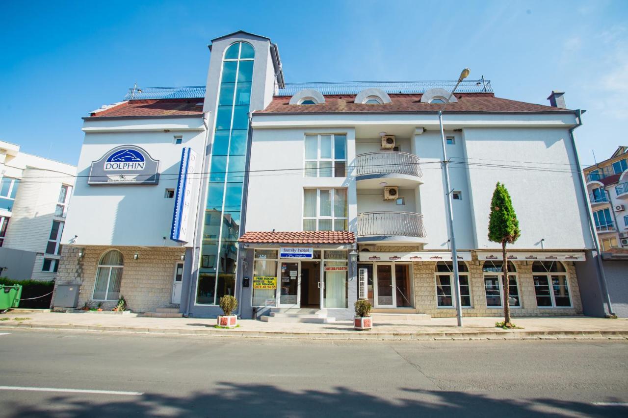 Hotel Dolphin Равда Экстерьер фото